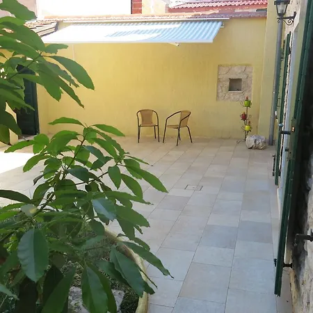 Borgo Erizzo *